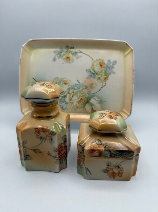 RS Prussia Vanity Dresser Set Roses /ro