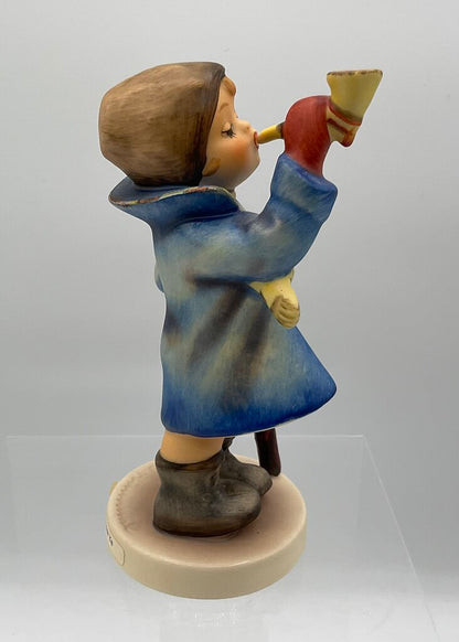 Lot of 2 Hummel Figurines (TMK6) “Hear Ye, Hear Ye” & “Little Fiddler” Figurines (No Boxes) /s