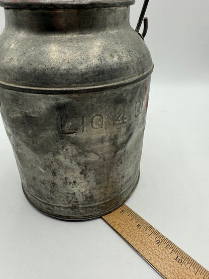 Vintage Metal Milk Jug 4 Quart 9” Tall Farmhouse /rw