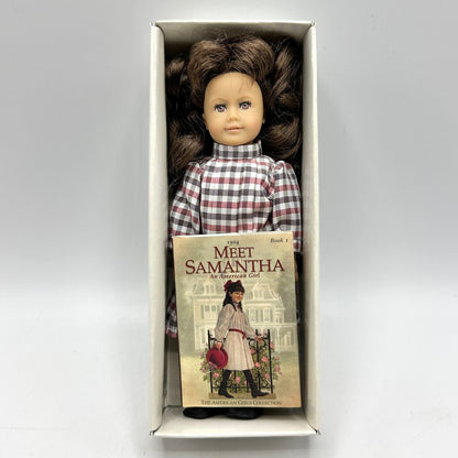 Vintage Pleasant Company American Girl 6 1/2” Mini Doll Samantha Parkington w/Box & Book /cb