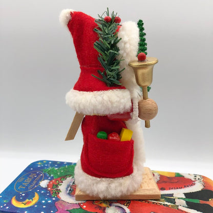 Germany Steinbach Kriss Kringle 5” Nutcracker in Decorative Tin /b