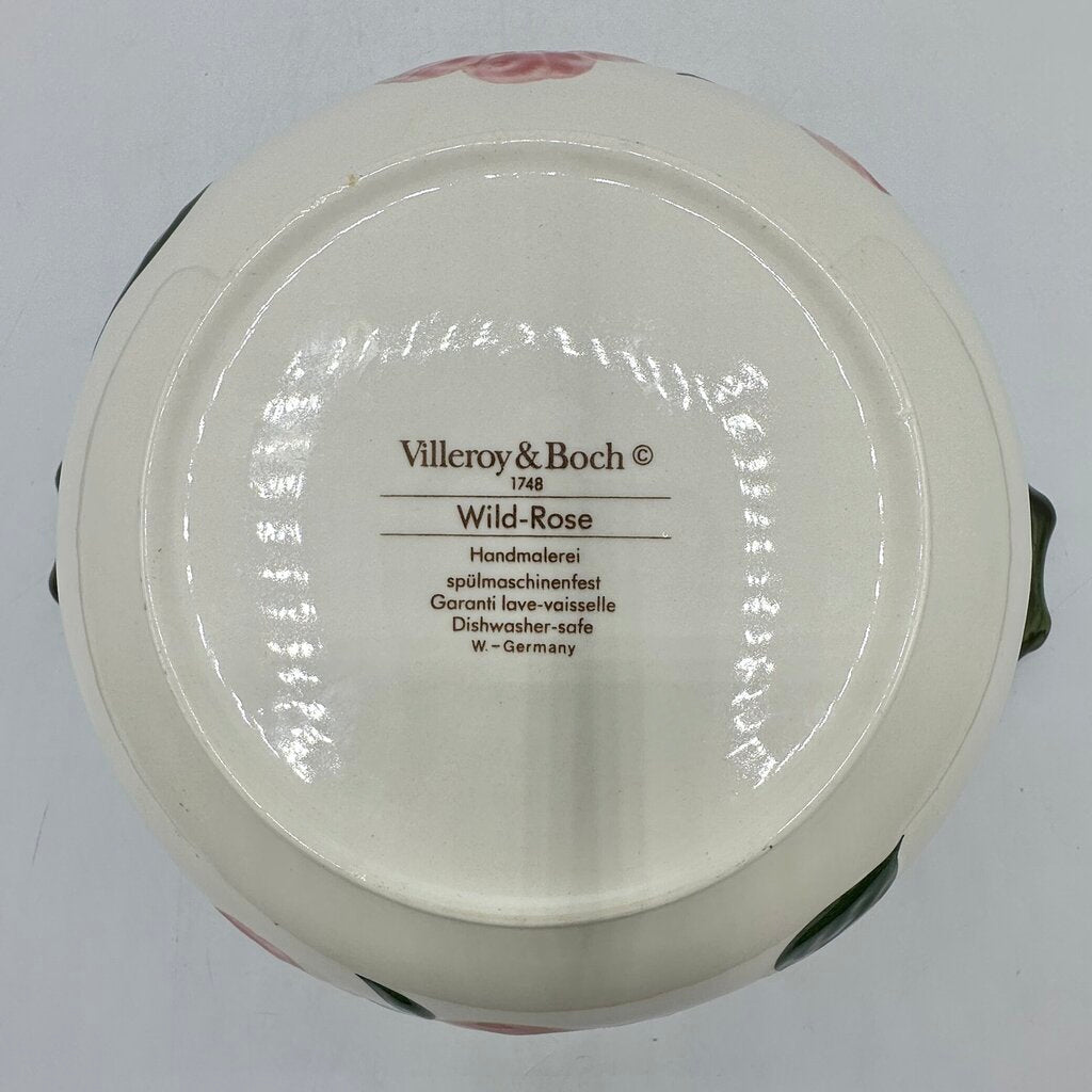 Villeroy & Boch Wilde Rose Covered Vegetable Bowl/Soup Terrine w/Notched Lid Made In Germany /cb
