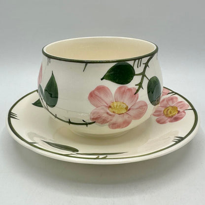 Villeroy & Boch Wild Rose Gravy Boat w/Attached Underplate Made In Germany /cb