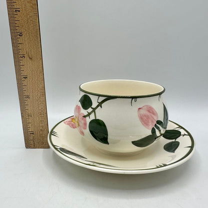 Villeroy & Boch Wild Rose Gravy Boat w/Attached Underplate Made In Germany /cb