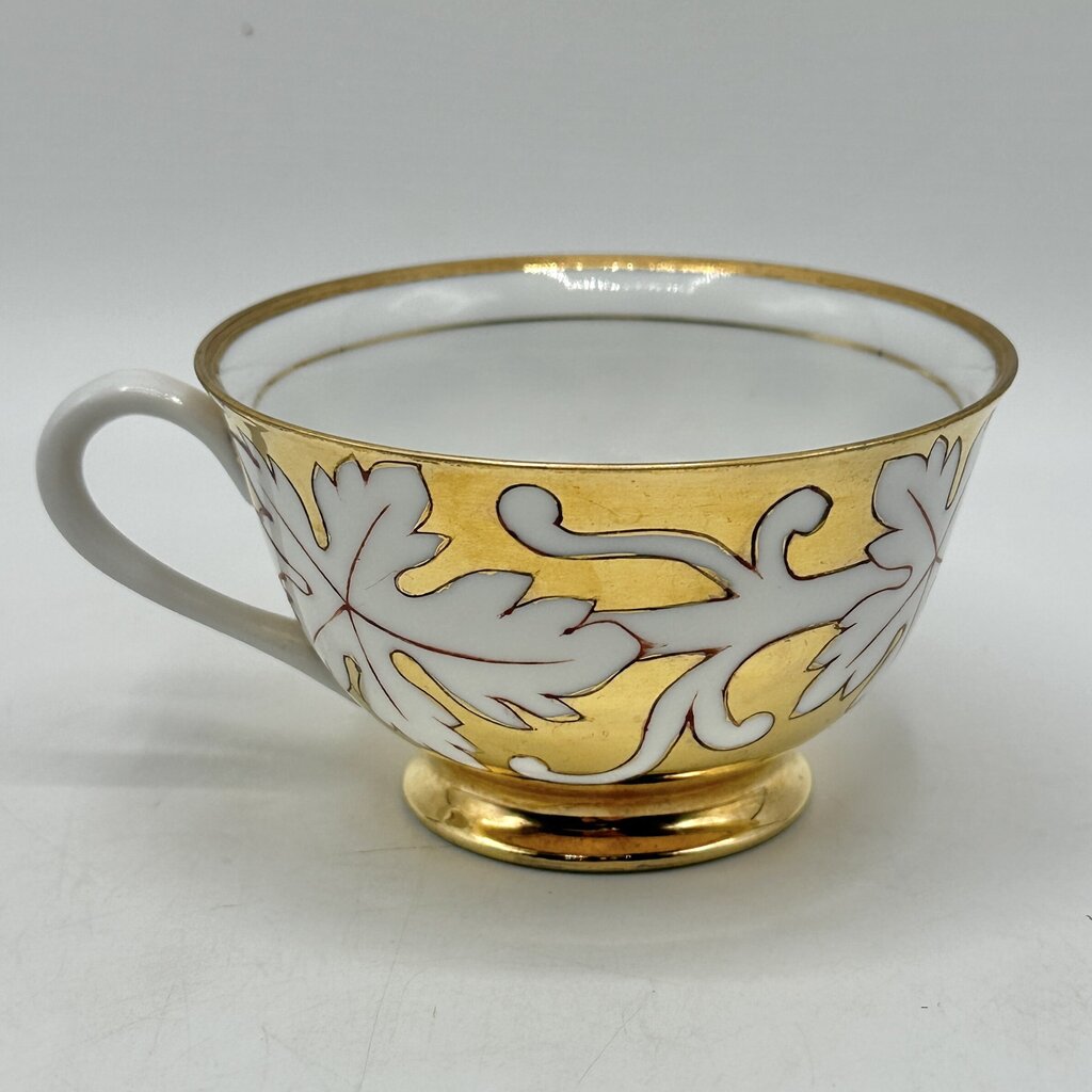 1950s Hand Painted Japanese Gold Leaf Tea Cup & Saucer Set Marked NW-C108