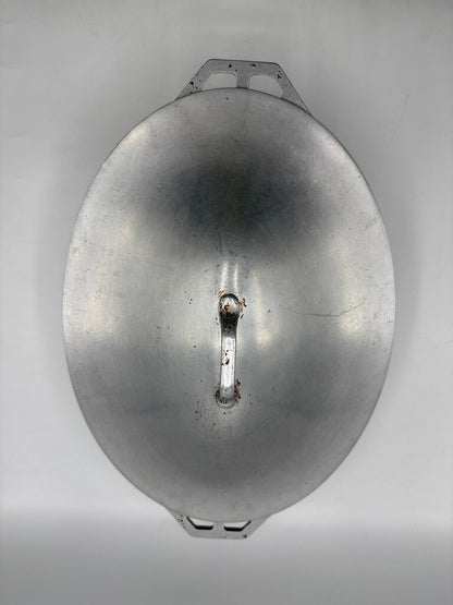 VTG Art Cast Heavy Ware Large Oval Dutch Oven /rw