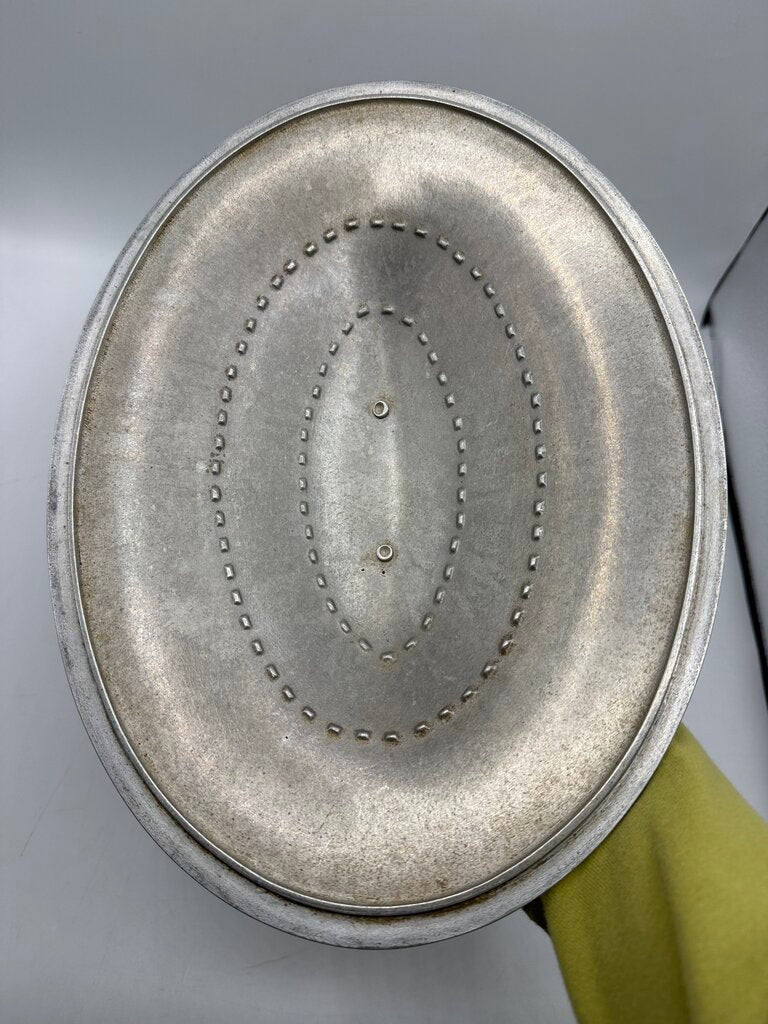 VTG Art Cast Heavy Ware Large Oval Dutch Oven /rw