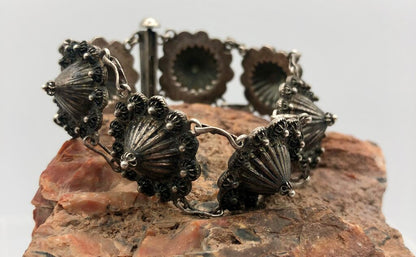 Late 1900s Silvered Domed Flower Filigree Bracelet /b