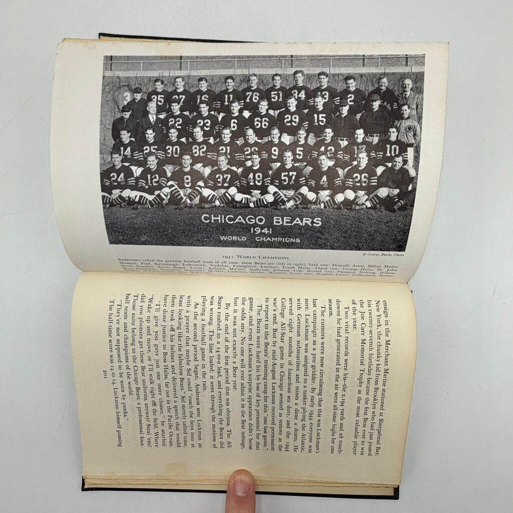 The Chicago Bears By Howard Roberts 1947 Putnam’s Sons Vitnage Hardcover Book /cb