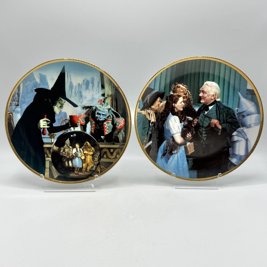 The Hamilton Collection The Wizard of Oz Motion Picture 50th Anniversary Limited Edition Collector Plates “The Witch Casts a Spell” and “The Great and Powerful Oz” 8 1/2” Set/2 /cb