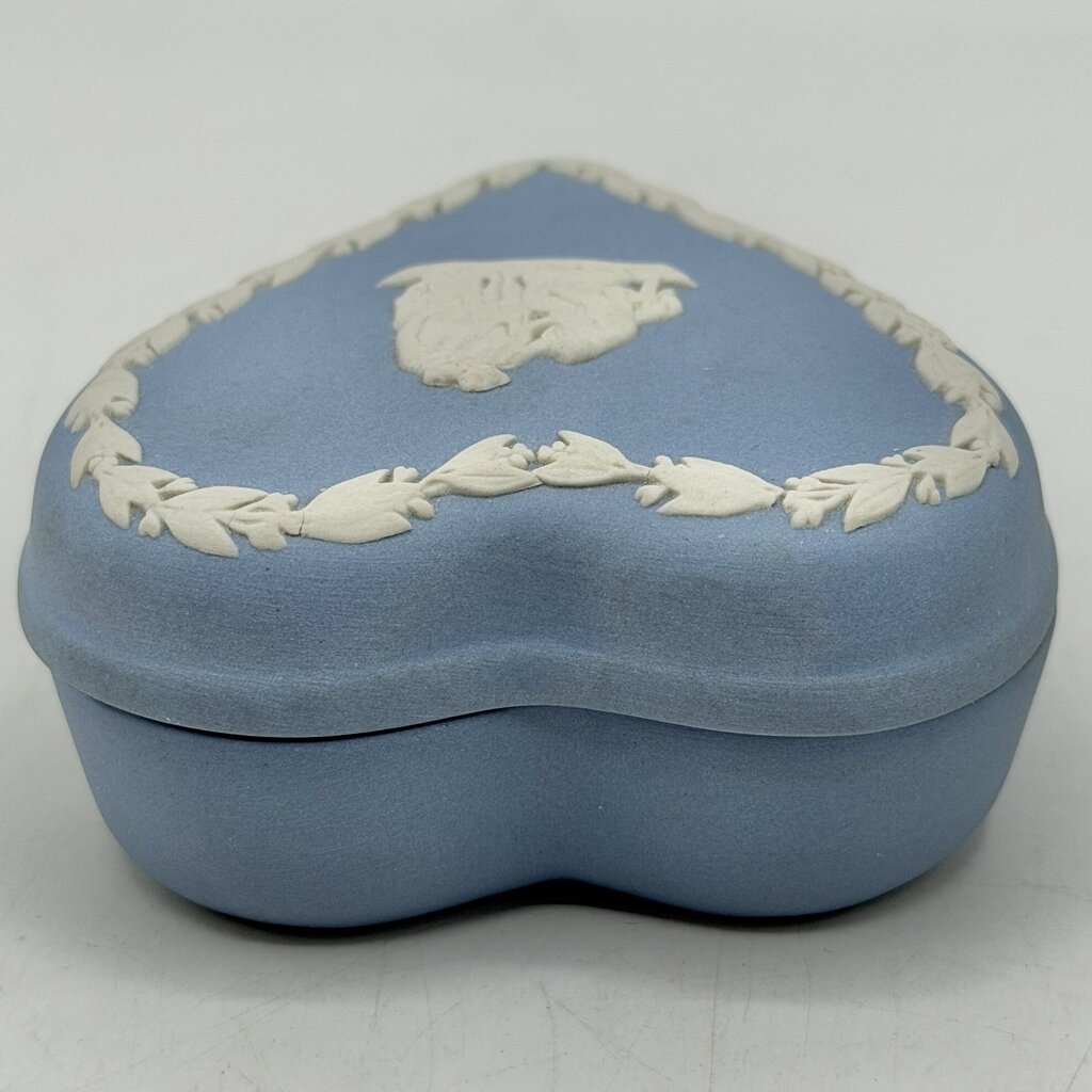 Vintage Heart Shaped Wedgwood Blue Jasperware Trinket Box /cb