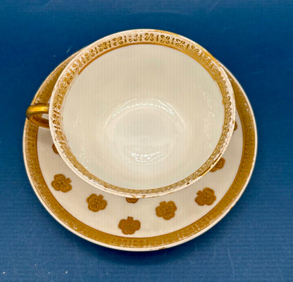 Vtg. Set of 4 Cups and Saucers V&T Limoges Gold Accents /j