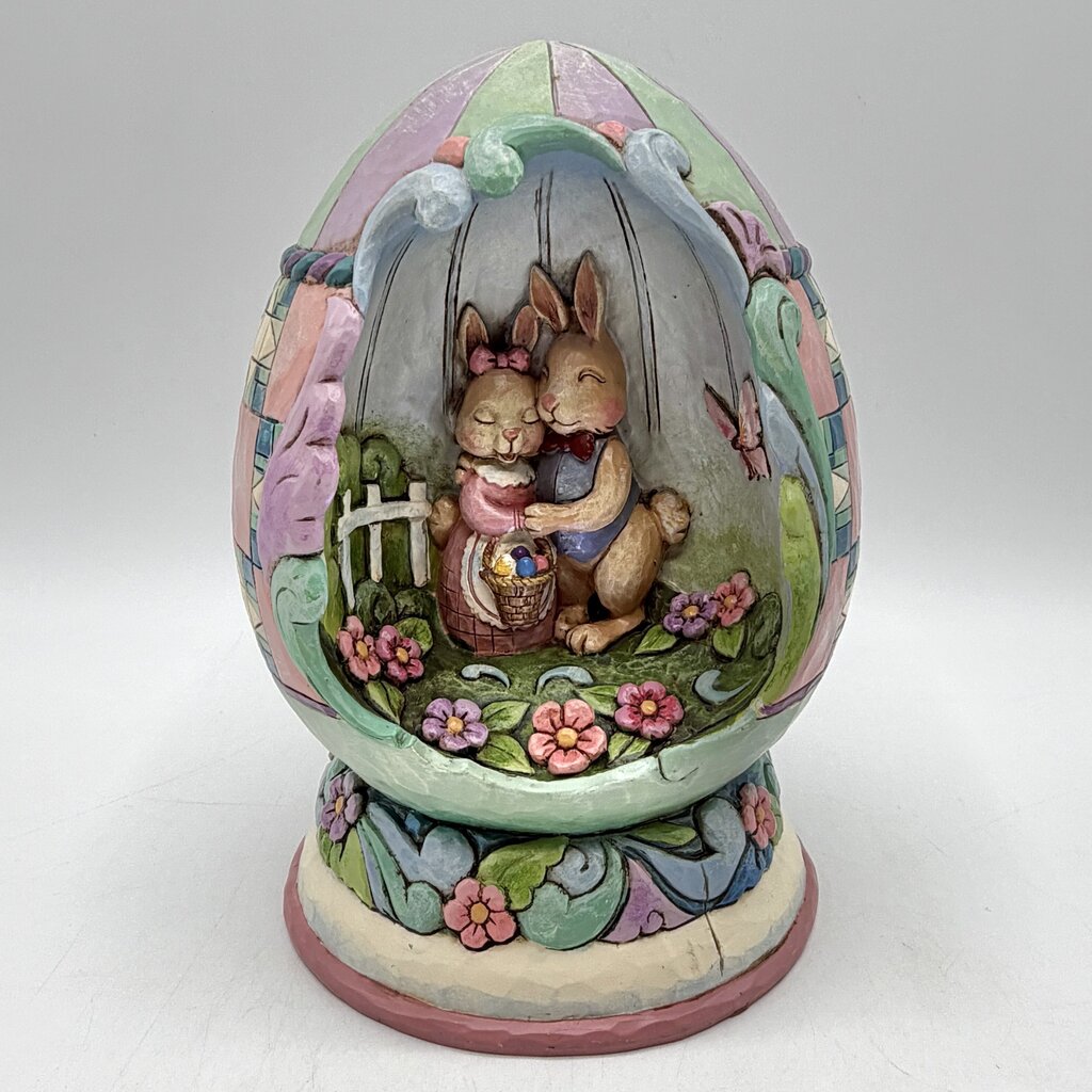 Jim Shore Heartwood Creek 2009 “Spring Love” Quilt Pattern Lighted Egg Diorama Bunny Couple /cb