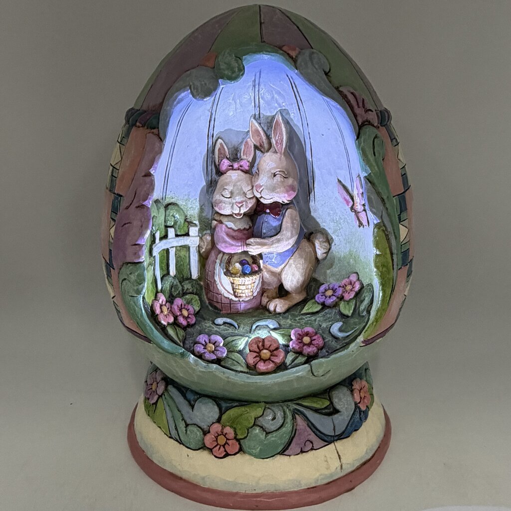 Jim Shore Heartwood Creek 2009 “Spring Love” Quilt Pattern Lighted Egg Diorama Bunny Couple /cb