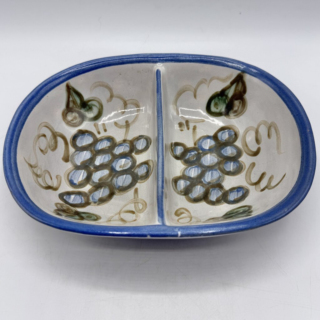 Louisville Stoneware Vintage Blue Grapes Divided Dish Made in Kentucky USA /cb