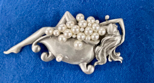 JJ Jonette Woman in Bubble Bath Faux Pearls Pewter Finish ‘j