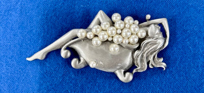 JJ Jonette Woman in Bubble Bath Faux Pearls Pewter Finish ‘j