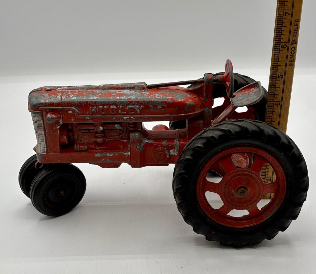 Vtg. Die cast HUBLEY Farm Tractor /j