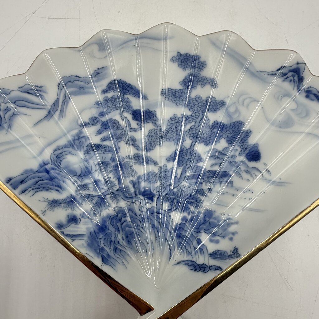 Vintage Japanese Blue & White Fan Shaped Porcelain Trinket Dish /cb