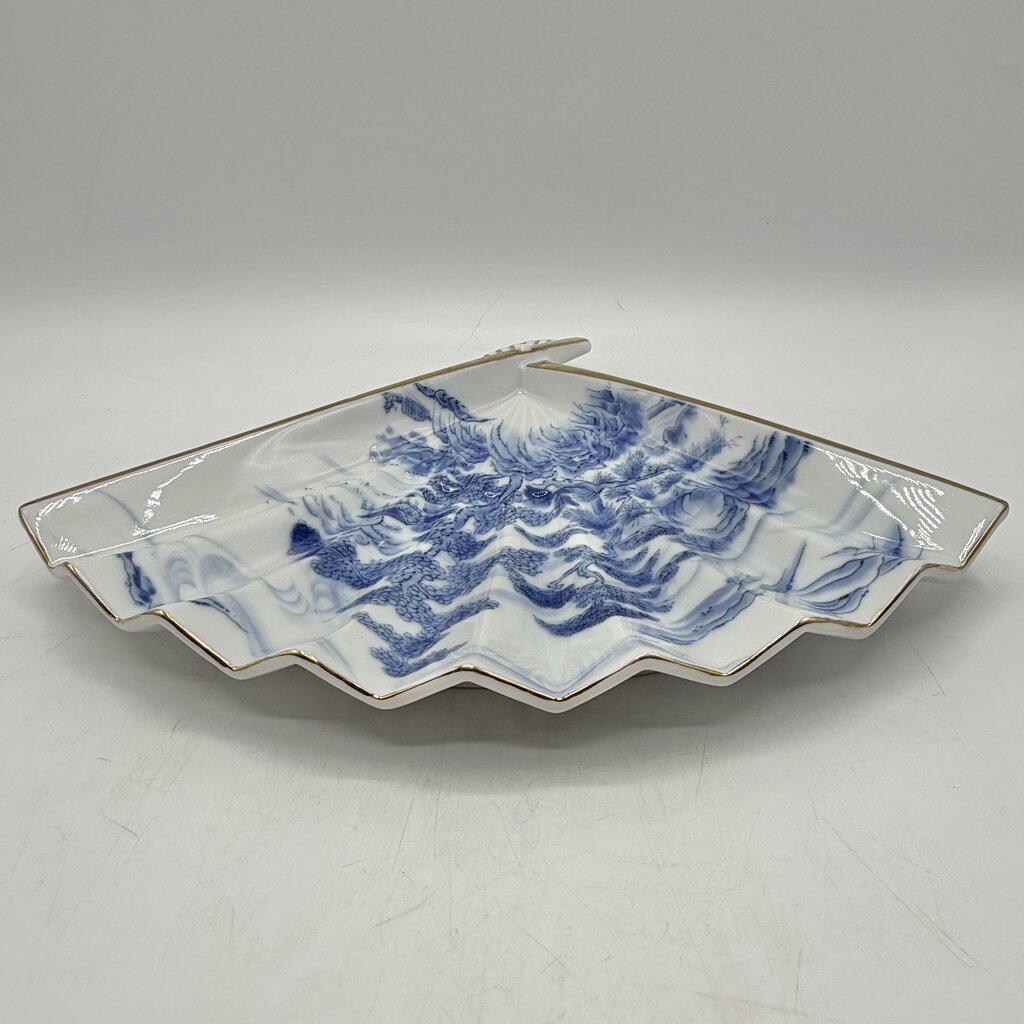 Vintage Japanese Blue & White Fan Shaped Porcelain Trinket Dish /cb