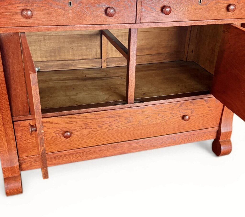 Cherry Red Oak Buffet With Mirror