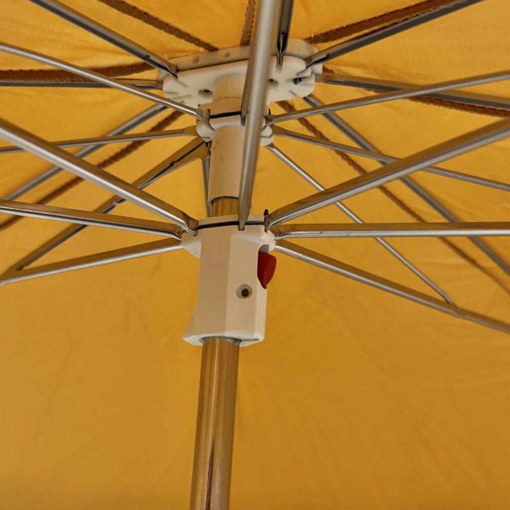 Vintage 1970s Knirps Red Dot Telescoping Umbrella Golden Ochre. In Case EUC /cb