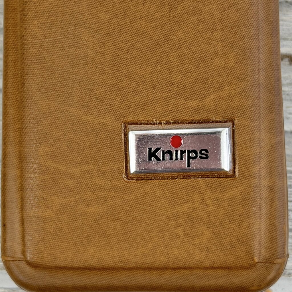 Vintage 1970s Knirps Red Dot Telescoping Umbrella Golden Ochre. In Case EUC /cb