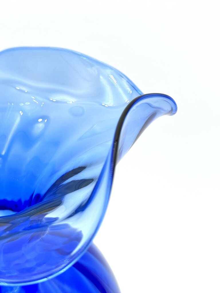 VTG Handblown Cobalt Blue Ruffled Glass Vase