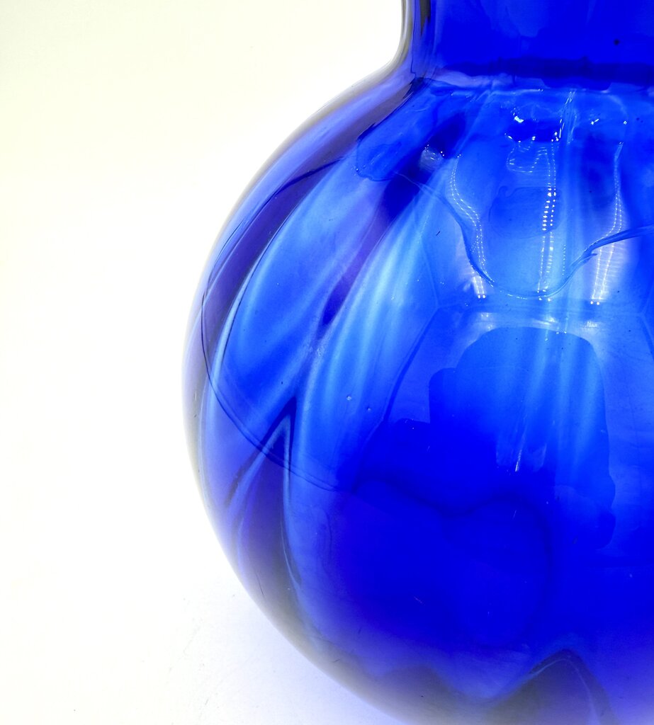 VTG Handblown Cobalt Blue Ruffled Glass Vase