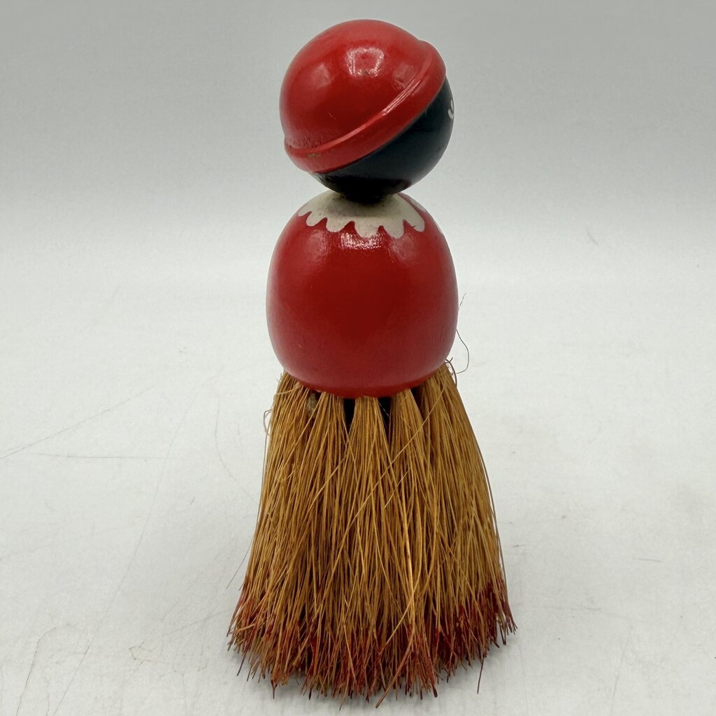 Vintage 1930s Rhody Brush Company Black Americana Mammy 4 1/2” Clothes Brush /cb