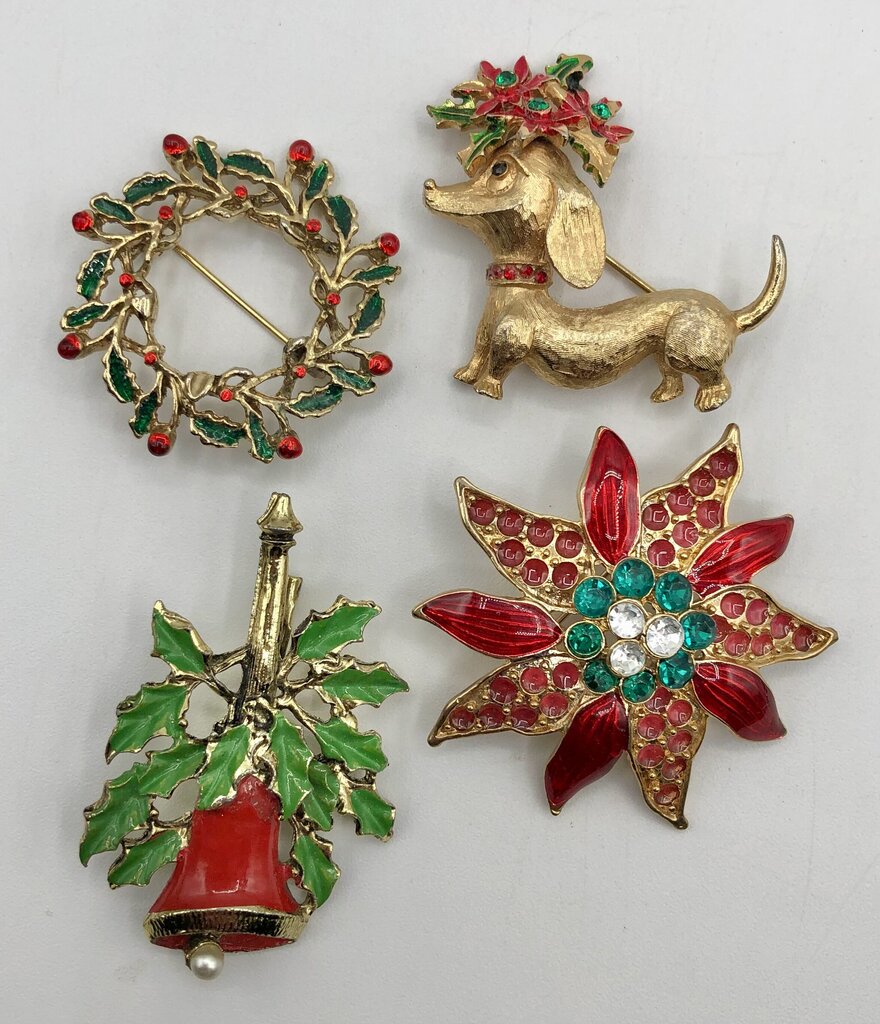 Vintage Lot of 4 Xmas Brooches ~ Mylu/ etc. /b