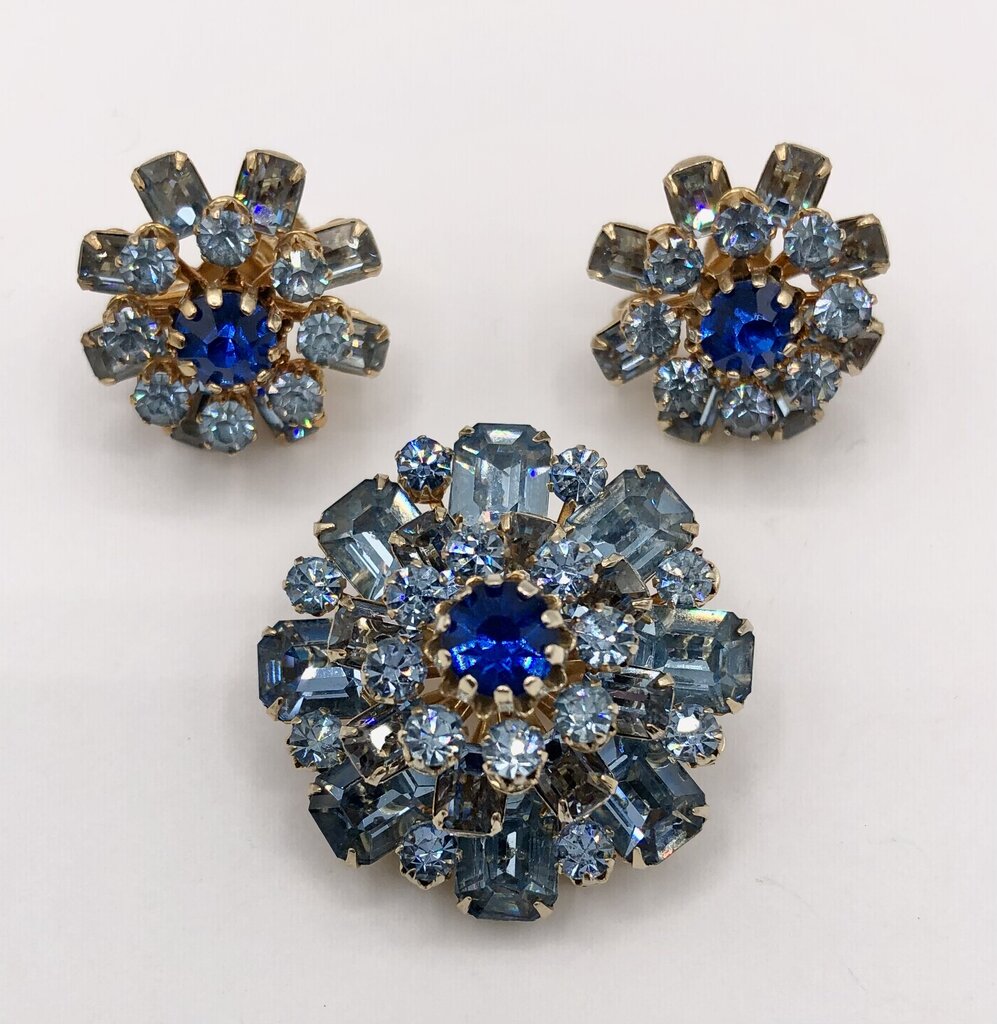 Brilliant 1950’s CORO Earrings & Brooch Set w/ Blue Rhinestones /b