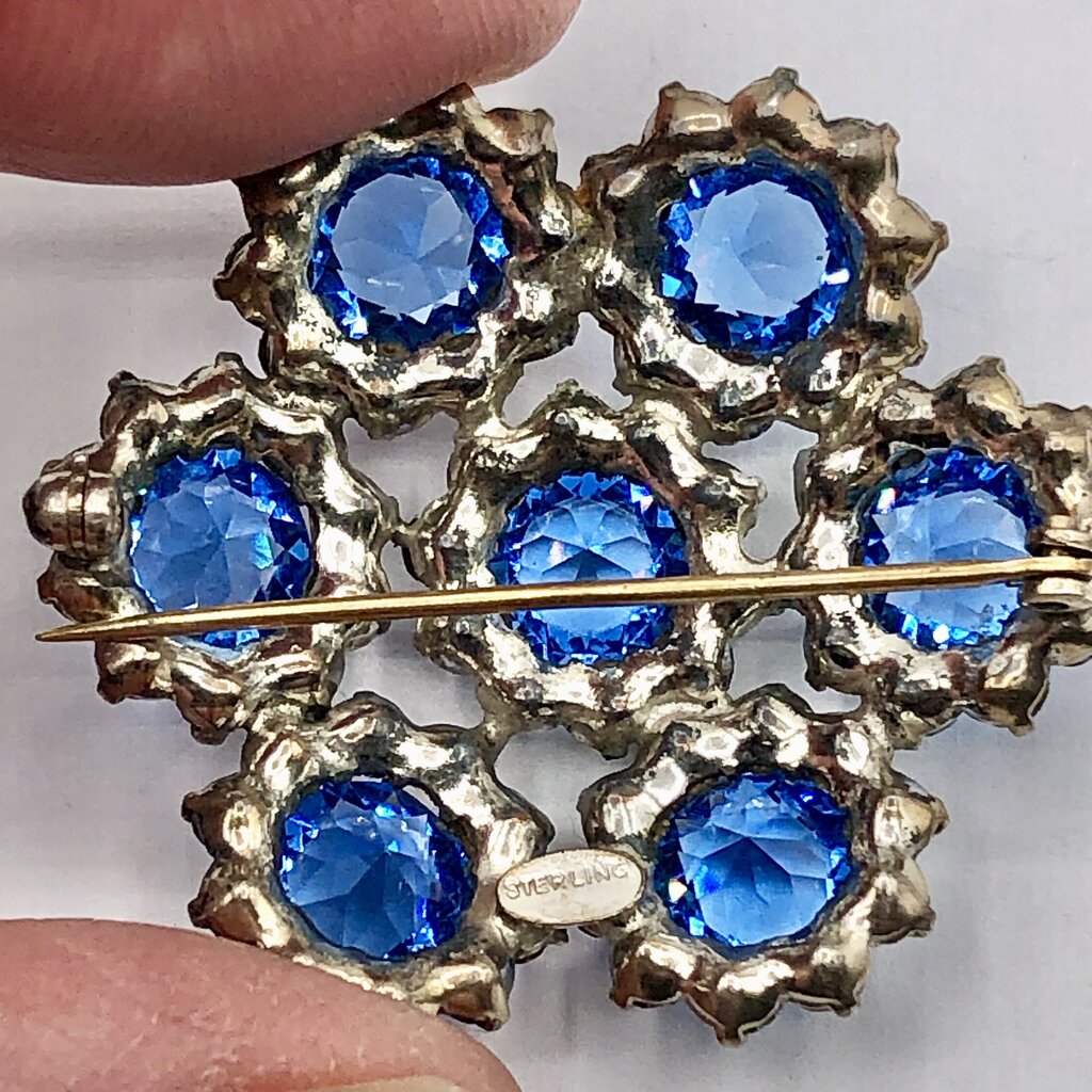 1950’s Vintage Lot of Blue Rhinestone Jewely Brooches/ Earrings /b
