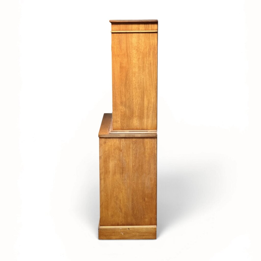 Circular Glass Door Cabinet