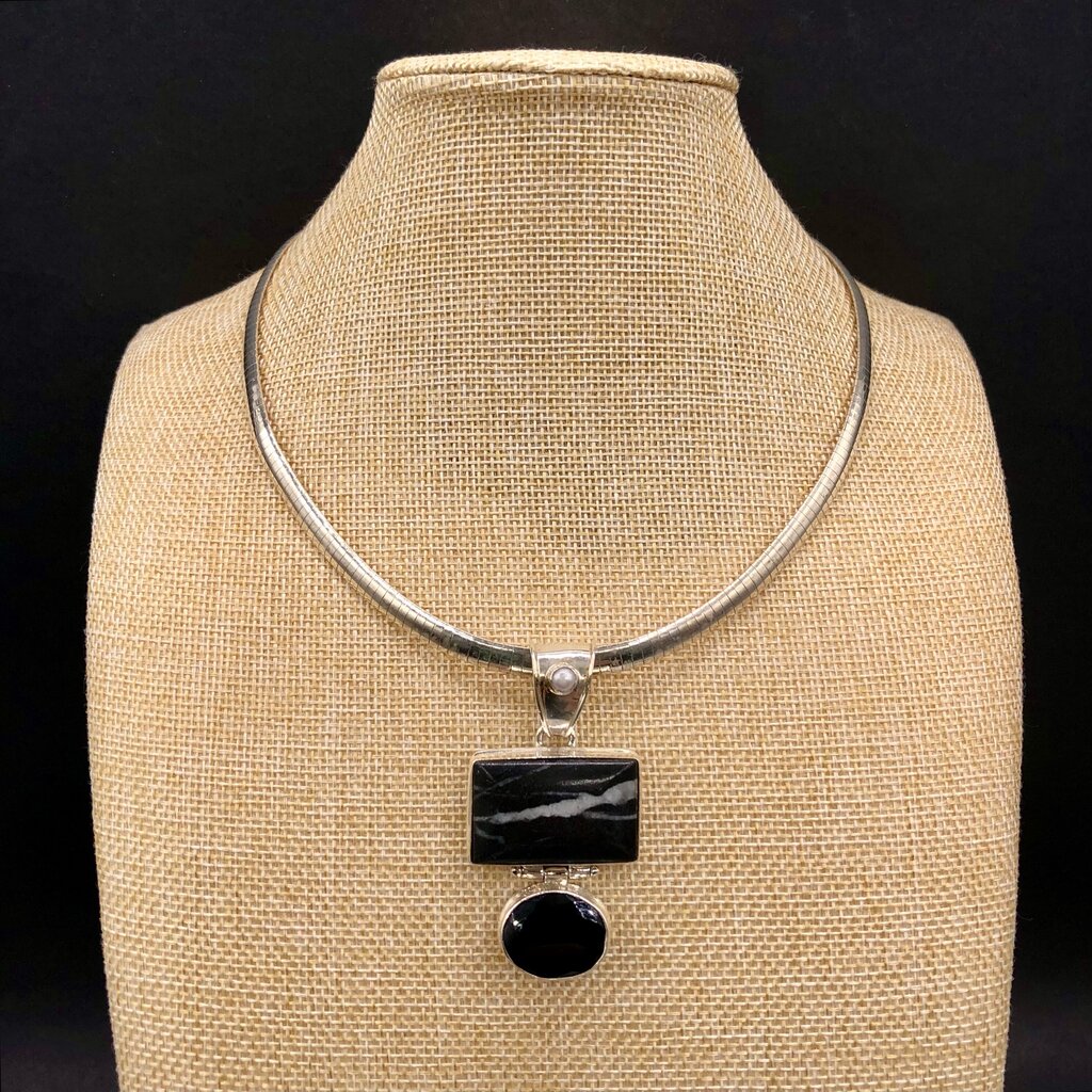 925 Sterling Silver White Buffalo Turquoise & Obsidian Pendant Necklace /b