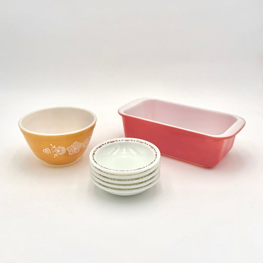 VTG 7 Piece PYREX Set