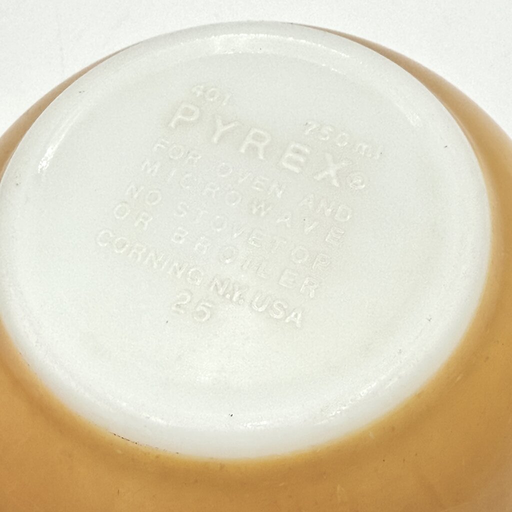 VTG 7 Piece PYREX Set