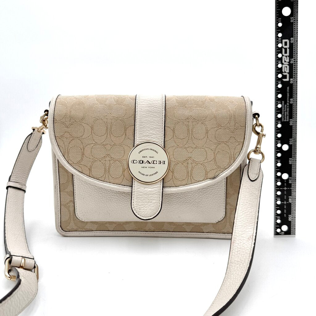 Coach Lonnie Cross Body Baguette no. F2291