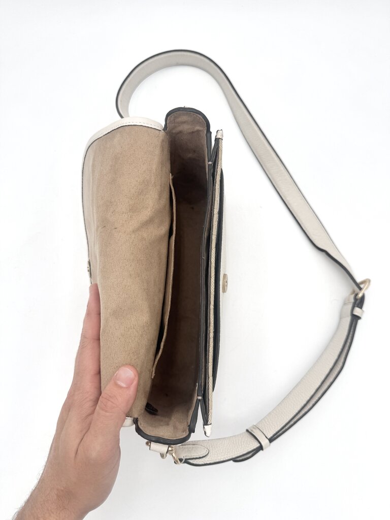 Coach Lonnie Cross Body Baguette no. F2291