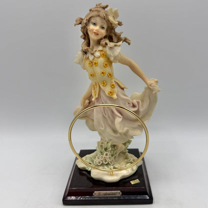 Vintage 1986 Guiseppe Armani Magic Memories 9” Girl Playing With Hoop Figurine Made In Italy /cb