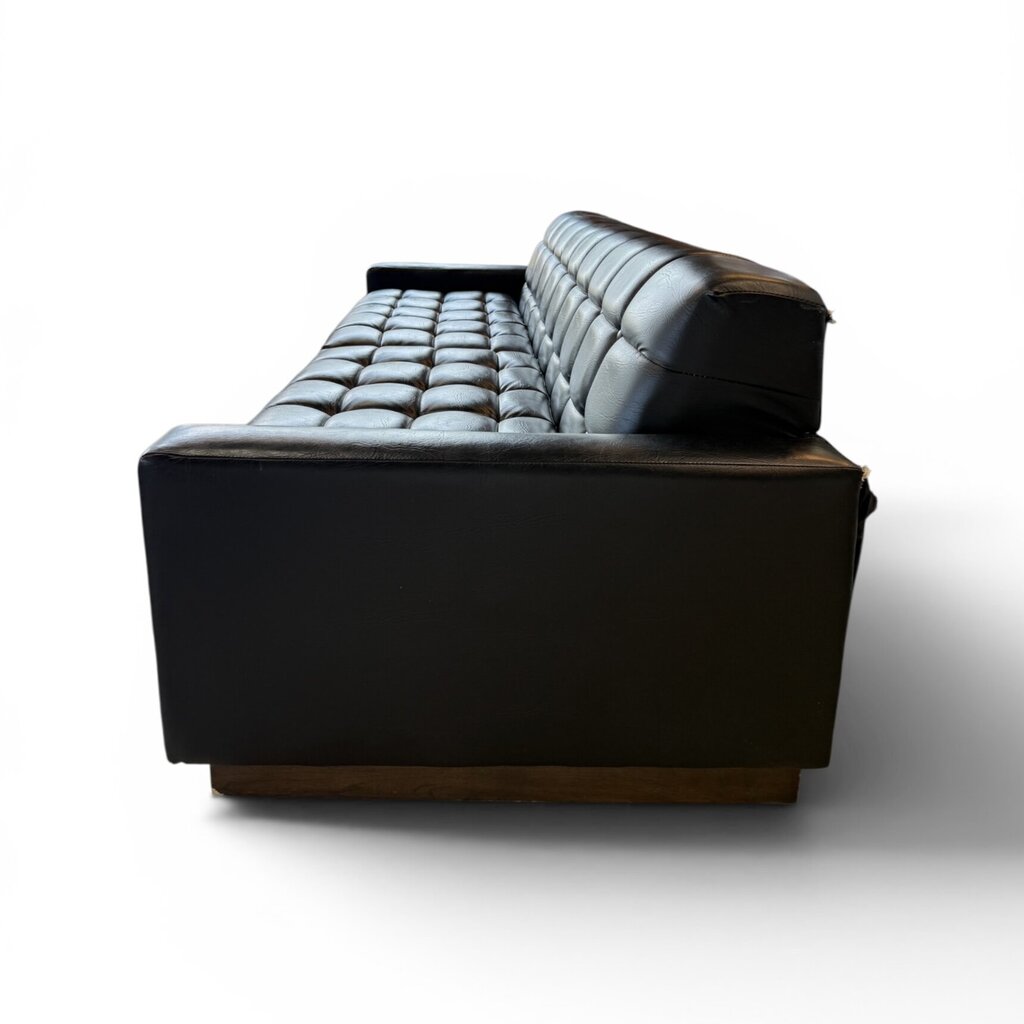 Black Leather Tufted Pull-Out Couch (HAS DAMAGE)
