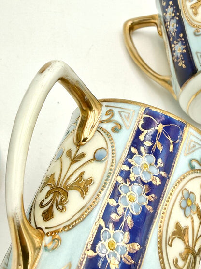 VTG Nippon Blue And Gold Floral Tea Pot With 4 Tea Cups