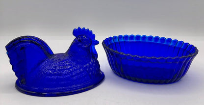 Westmoreland Cobalt Blue glass Nesting Hen Covered Dish /b