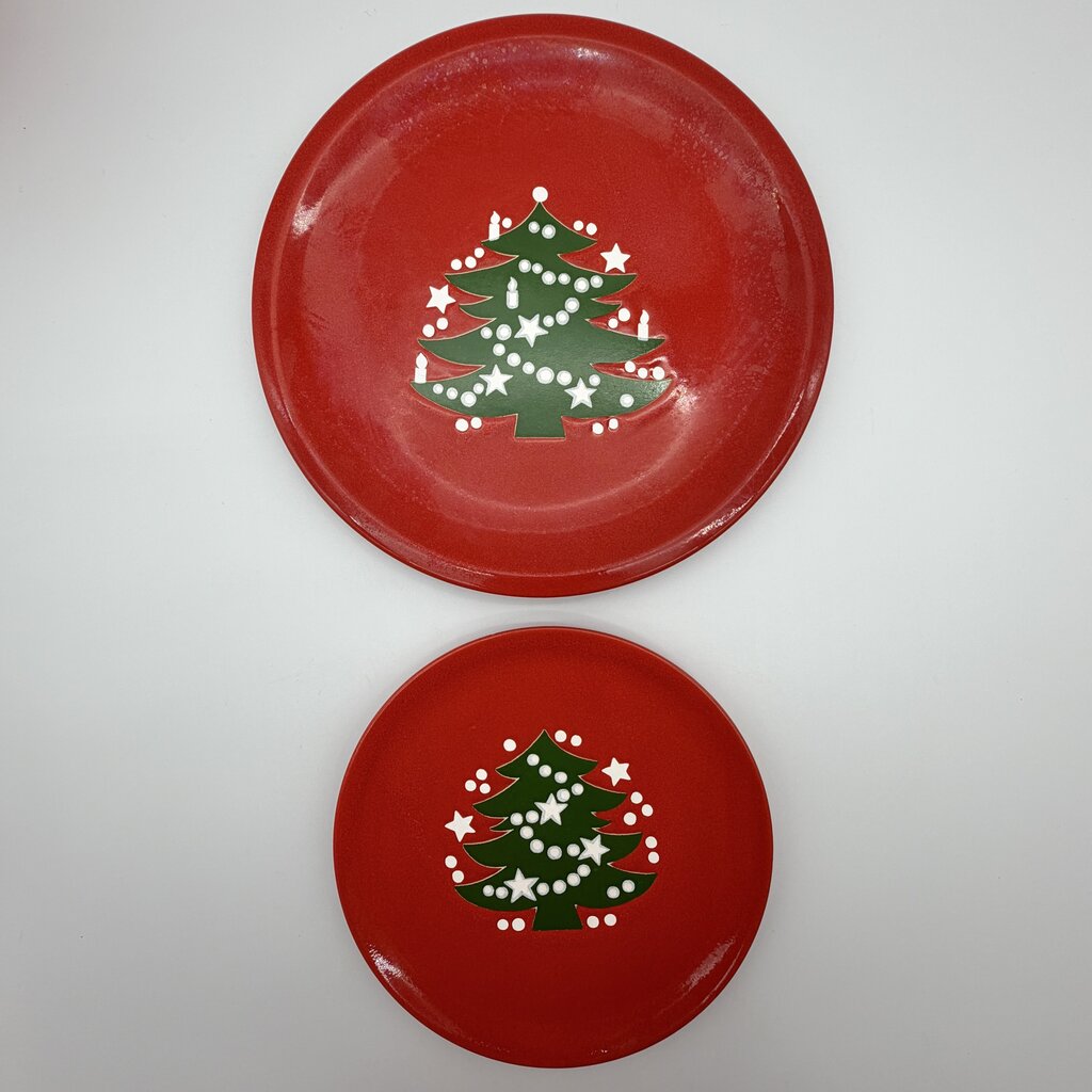 Waechtersbach Germany Red Christmas Tree Pieces - 10” Plate, 8” Plate, 2 Cereal Bowls & 4 Pc Hostess Set /cb