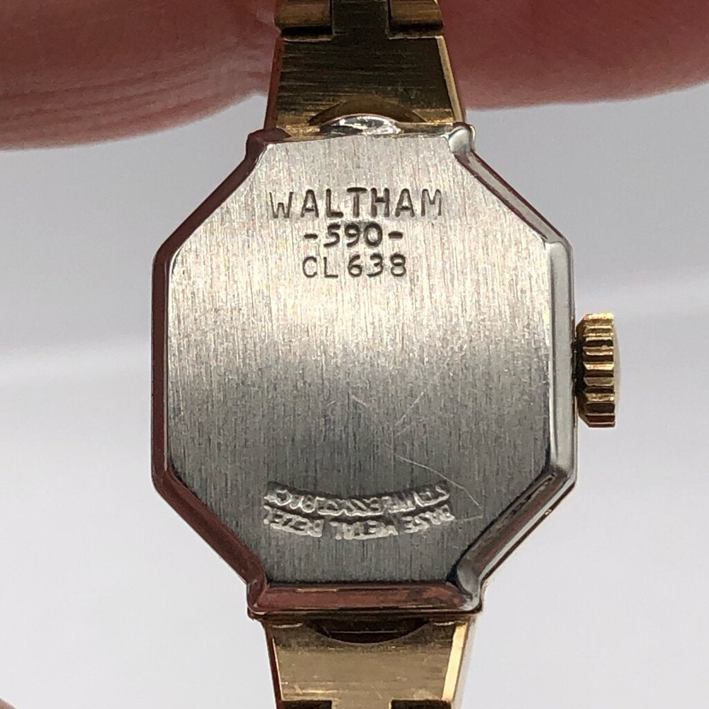 Vtg Waltham Ladies Quartz Watch/ Petite Fit /b