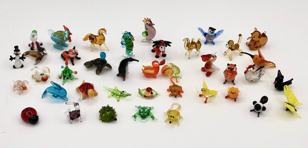 Vintage Lot of 39 Mini Blown Glass Animal Figurines /b