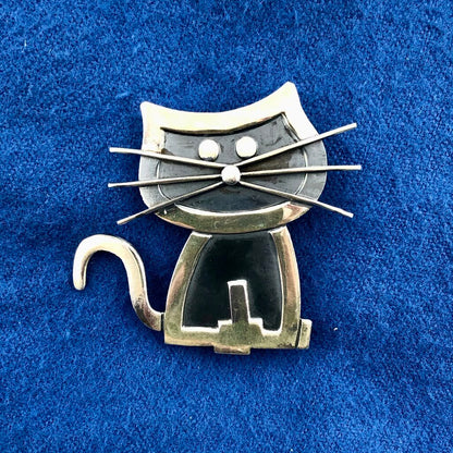 Vtg Sterling Silver Whiskered Cat Brooch /b