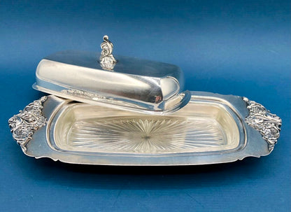 Wallace Silver Plate “Baroque” Covered Butter Dish w/ Glass Insert /b