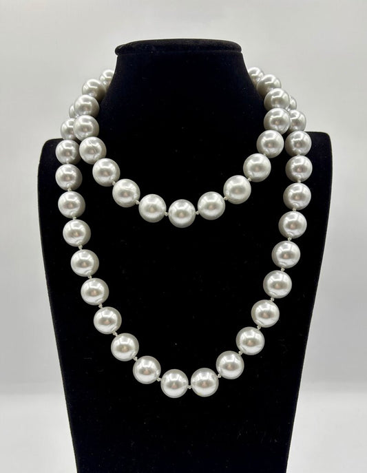 Set of 2 Chunky Faux Pearl Necklaces Grey Toned /j