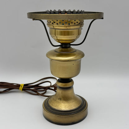 Vintage Brass Hurricane Parlor Lamp w/White Glass Ruffled Christmas Tree Shade 14 1/2” /cb